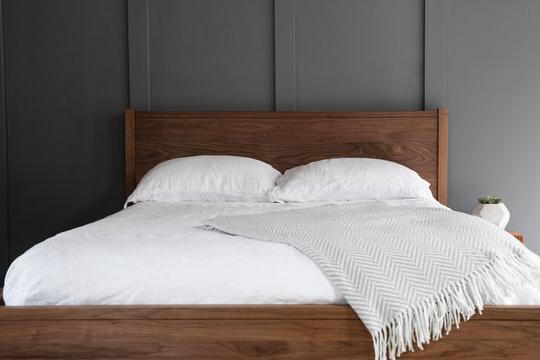 wood bed frame